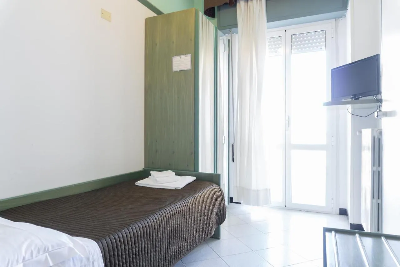 ***  Esedra Hotel Rimini Itália