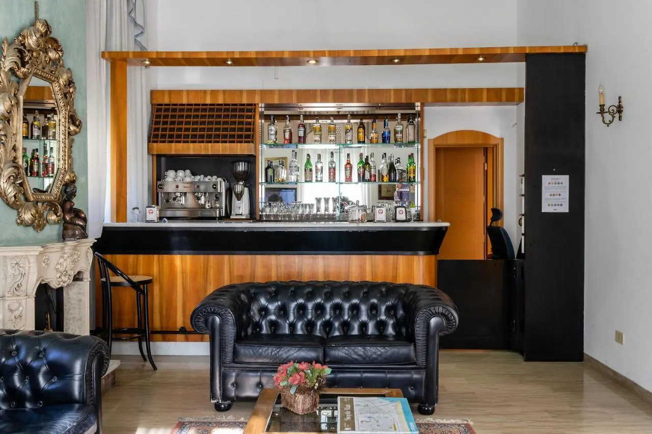 Esedra Hotel Rimini 3*,  Italien