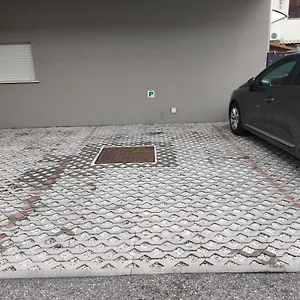 White House 4 , Brescia megye Olaszország